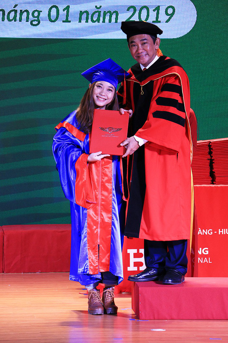 Sinh viên ĐH quốc tế Hồng Bàng giành Giải thưởng Loa Thành 2018 - Ảnh 2.