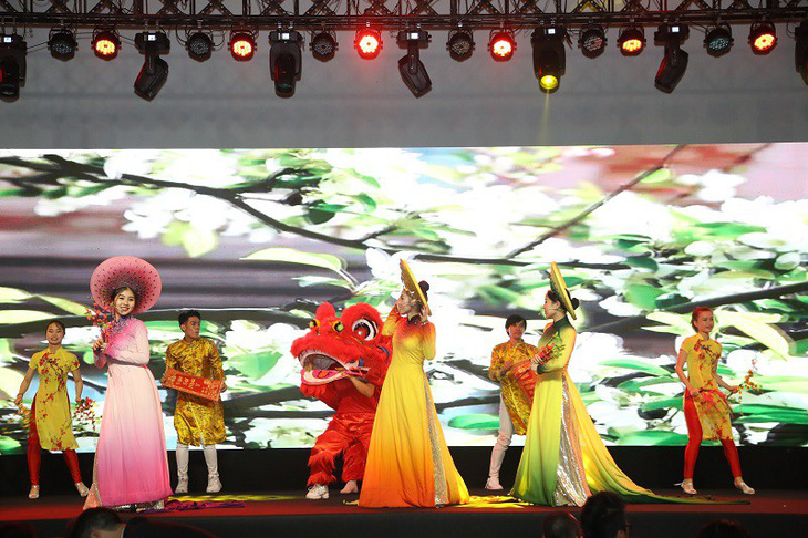 Gần 2.000 người tham dự Lễ công bố dự án Sunshine City Sài Gòn - Ảnh 3.
