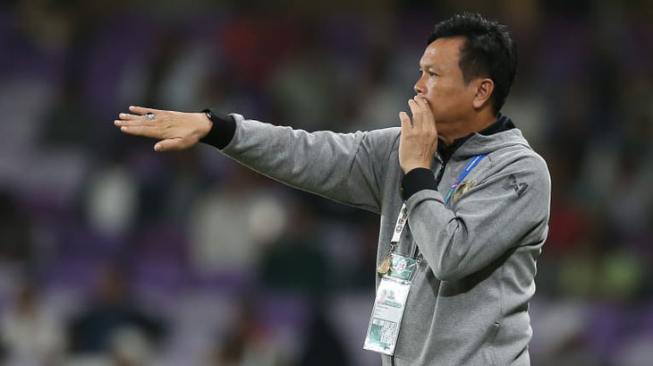 AFC cho phép HLV Yodyadthai dẫn dắt tuyển Thái Lan dù thiếu bằng cấp - Ảnh 1.