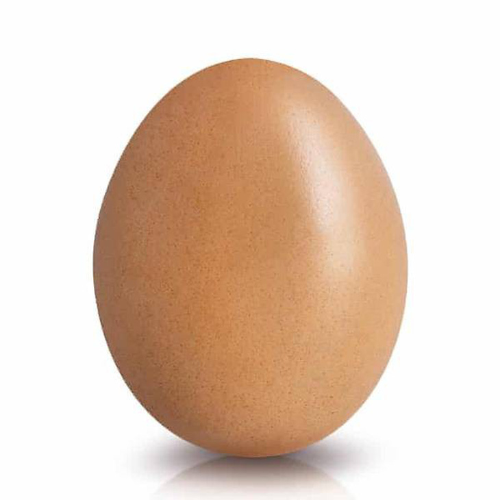 Xôn xao quả trứng nhận... 36 triệu like trên Instagram - Ảnh 1.