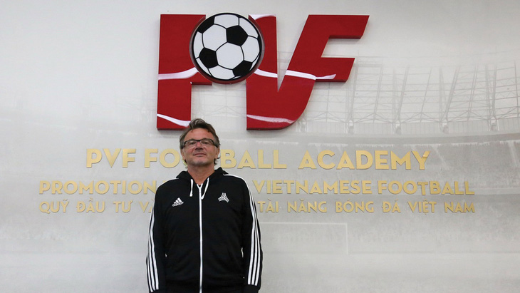 Philippe Troussier: Tôi bị thuyết phục bởi kế hoạch World Cup của PVF - Ảnh 1.