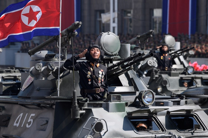 Hàn Quốc chính thức không coi Triều Tiên là kẻ thù - Ảnh 1.