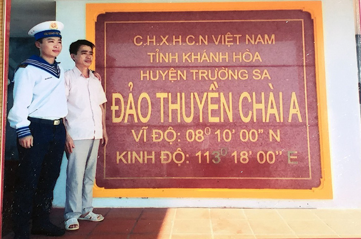 Đưa thân nhân lính đảo ra Trường Sa - Kỳ 4: Chuyến đi của những ông bố - Ảnh 3.