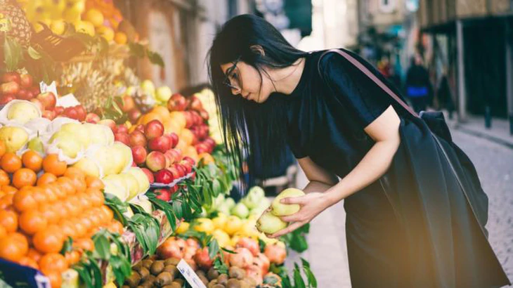 Tìm ra chế độ ăn giúp ngừa bệnh và còn nuôi được 10 tỉ người - Ảnh 1.