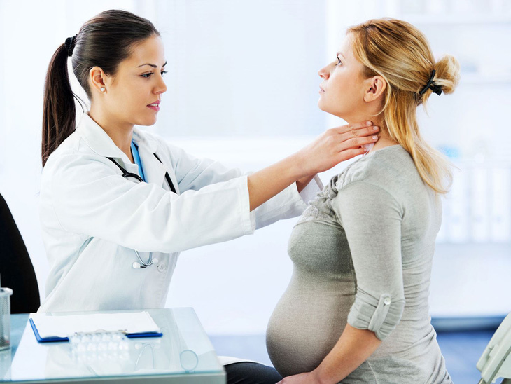 Bệnh lý tuyến giáp ở phụ nữ mang thai - Ảnh 1.