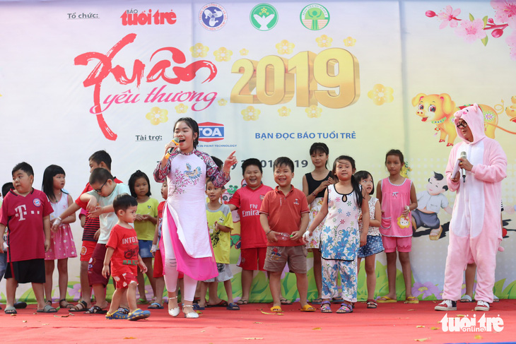 Mang Xuân yêu thương đến với bệnh nhi ung thư - Ảnh 10.