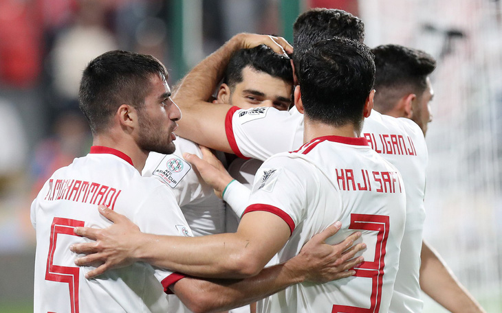 Thắng đậm Trung Quốc, Iran gặp Nhật ở bán kết Asian Cup 2019