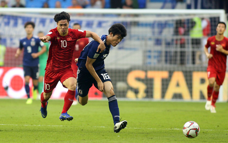 FOX Sports Asia: Công Phượng, Văn Lâm điểm 8 trận Việt Nam - Nhật 0-1