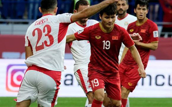 Quang Hải và Văn Hậu vào top 5 cầu thủ trẻ hay nhất Asian Cup 2019