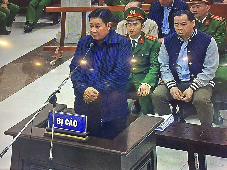 Cựu thứ trưởng Bùi Văn Thành: Tôi thành thật xin lỗi Đảng, Nhà nước, nhân dân - Ảnh 2.