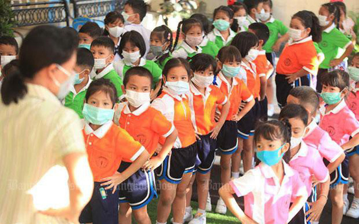 Bangkok đóng cửa hàng trăm trường học vì ô nhiễm