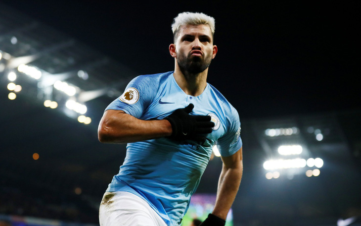 Aguero và Sane ‘nổ súng’, M.C chấm dứt mạch bất bại của Liverpool