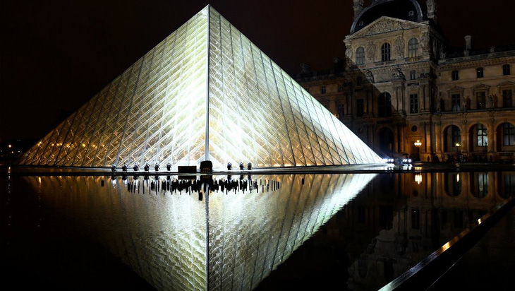 Louvre - bảo tàng đầu tiên trên thế giới đón hơn 10 triệu lượt khách/năm - Ảnh 1.