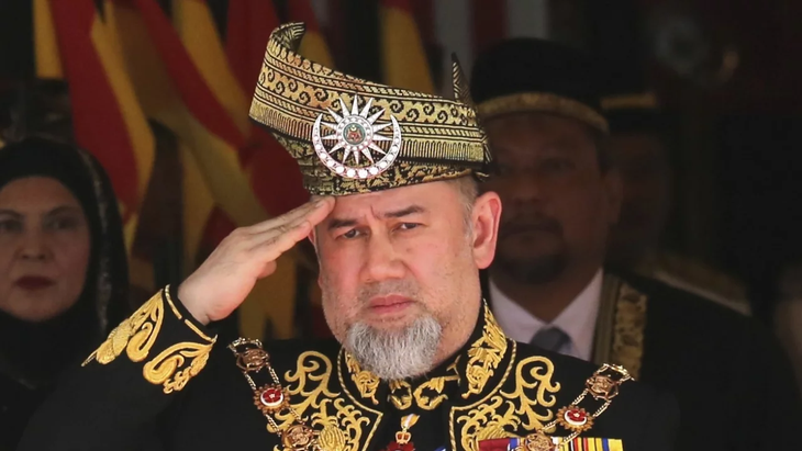 Vua Malaysia chính thức thoái vị - Ảnh 1.