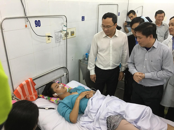 Bộ trưởng Nguyễn Văn Thể: Phải xóa điểm đen tai nạn đèo Hải Vân - Ảnh 1.