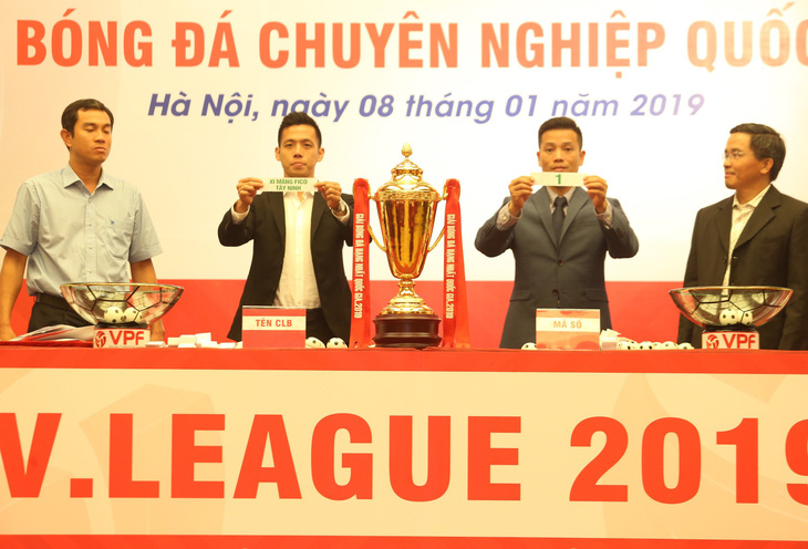 V-League 2019 sẽ áp dụng công nghệ VAR - Ảnh 1.