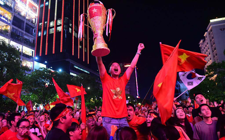 "Hi vọng có nhiều giải pháp giúp bóng đá Việt Nam phát triển"