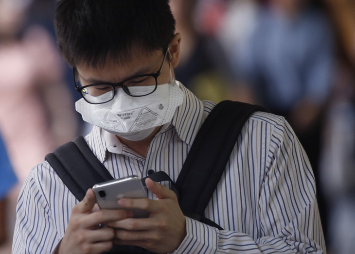 Ô nhiễm nặng, Bangkok khuyên người dân đeo khẩu trang - Ảnh 1.