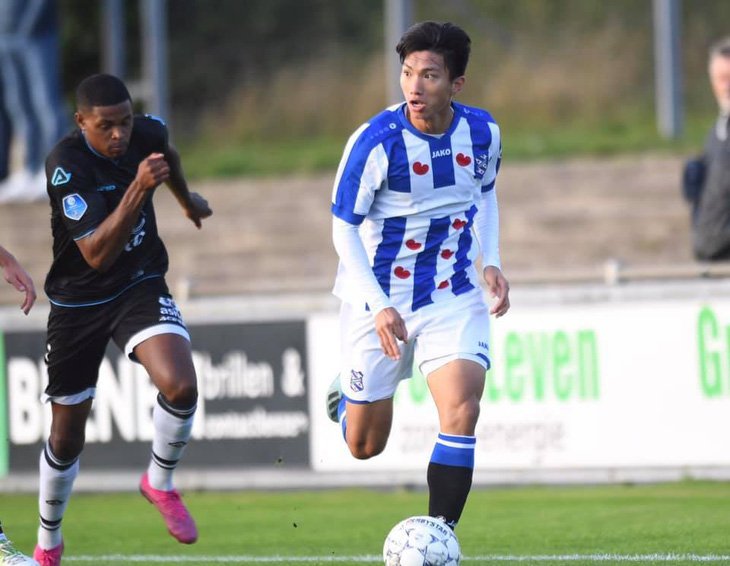 Văn Hậu đá trọn 90 phút, chơi năng nổ giúp Jong Heerenveen giành 1 điểm - Ảnh 1.