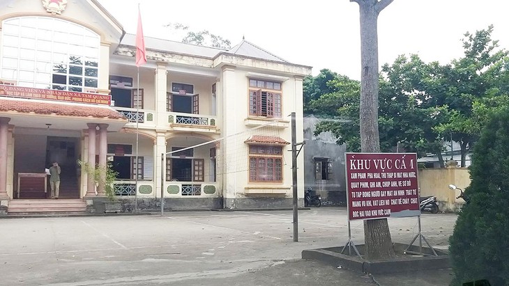 Trụ sở xã, huyện là bí mật nhà nước nên cấm quay phim, chụp ảnh - Ảnh 1.