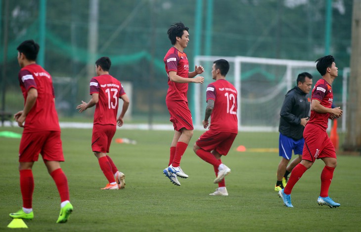 Việt Nam - Malaysia: Thầy đấu trí, trò đấu sức - Ảnh 1.