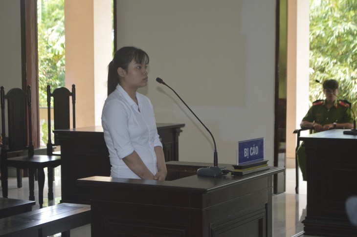 Giết chồng hơn mình 15 tuổi, người vợ 18 tuổi lãnh án 4 năm tù - Ảnh 1.