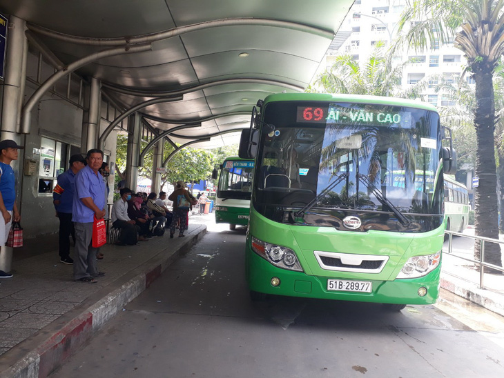 Từ 15-10, tuyến xe buýt 69 nối dài thêm hơn 3km giữ nguyên giá vé - Ảnh 1.