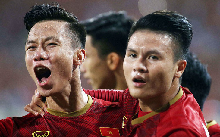 Tuyển Việt Nam - Malaysia 1-0: Bùng nổ với Quang Hải