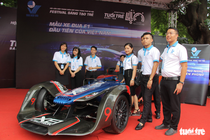 Xe đua F1, máy bay không người lái xuất hiện tại Đại hội Hội liên hiệp thanh niên Hà Nội - Ảnh 2.