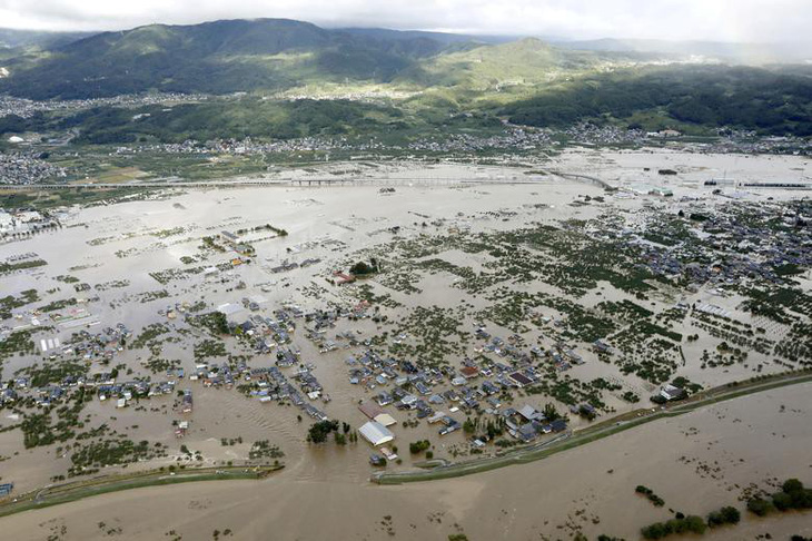Ngân sách khắc phục hậu quả bão Hagibis của Nhật dự đoán vượt 4,6 tỉ USD - Ảnh 1.
