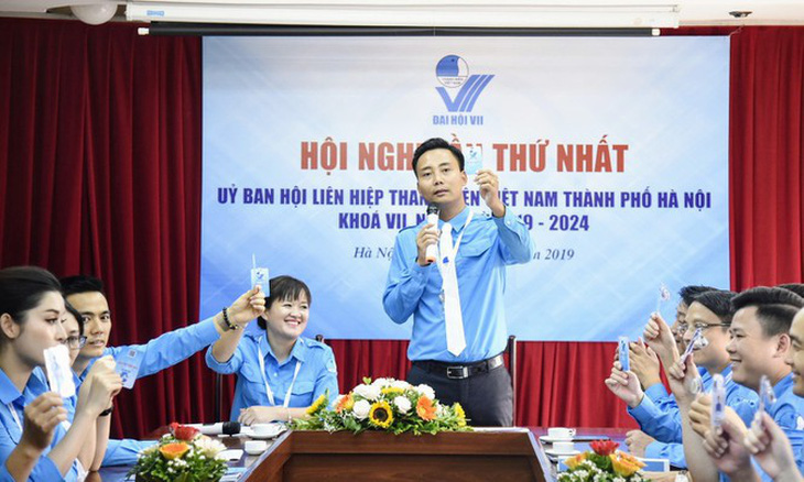 Anh Nguyễn Đức Tiến làm chủ tịch Hội LHTN TP Hà Nội - Ảnh 1.