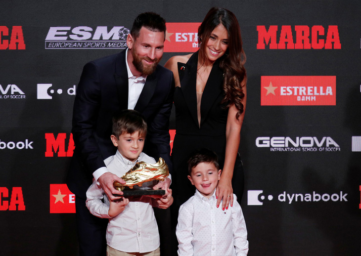 Messi lần thứ 6 đoạt Chiếc giày vàng châu Âu - Ảnh 5.