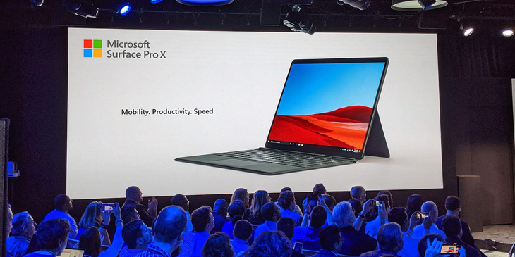 Microsoft bất ngờ ra mắt điện thoại Android màn hình kép Surface Duo - Ảnh 3.