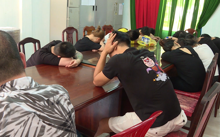 Video: Thuê biệt thự chơi ma túy ở Vũng Tàu