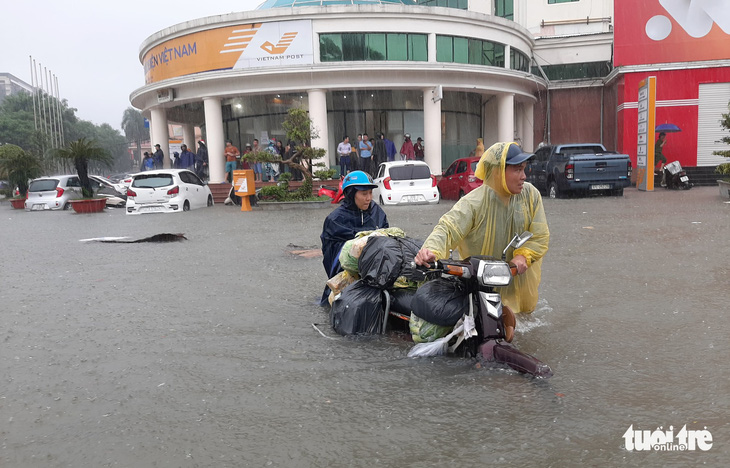 Miền Trung, miền Nam nguy cơ ngập lụt do bão đầu tháng 11 - Ảnh 2.