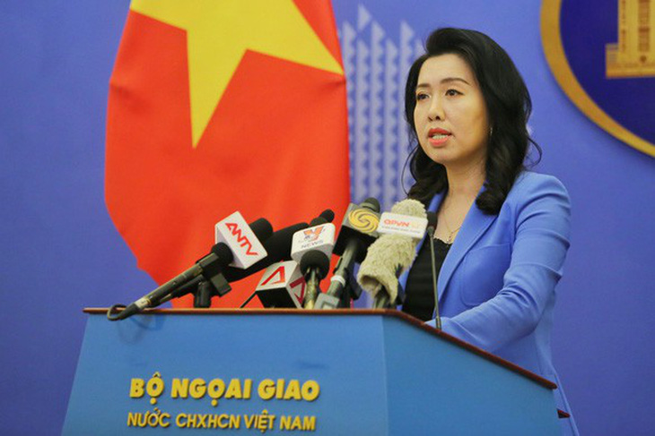 Bộ trưởng Phạm Bình Minh viết Twitter chia buồn với gia đình các nạn nhân vụ 39 người chết - Ảnh 2.