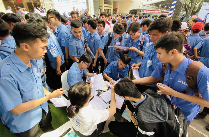 Trường Cao Thắng phải từ chối bớt doanh nghiệp tham gia ngày hội việc làm - Ảnh 1.