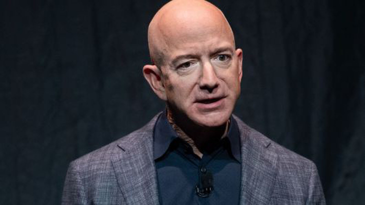 Tỉ phú Jeff Bezos mất gần 7 tỉ USD chỉ trong 1 ngày - Ảnh 1.