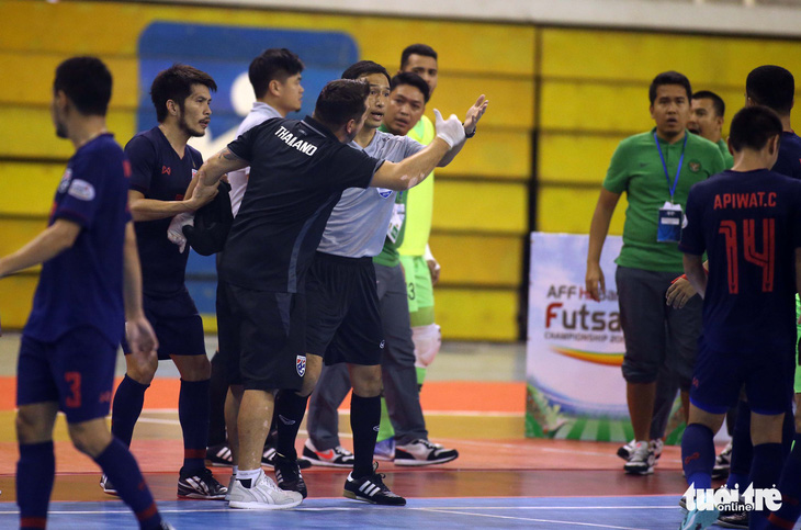 Thái Lan vô địch futsal Đông Nam Á 2019 sau trận chung kết suýt có đánh nhau - Ảnh 4.