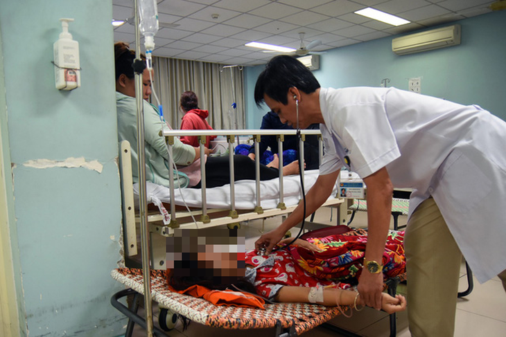 Một bé gái tử vong do sốt xuất huyết ở Đồng Nai - Ảnh 1.