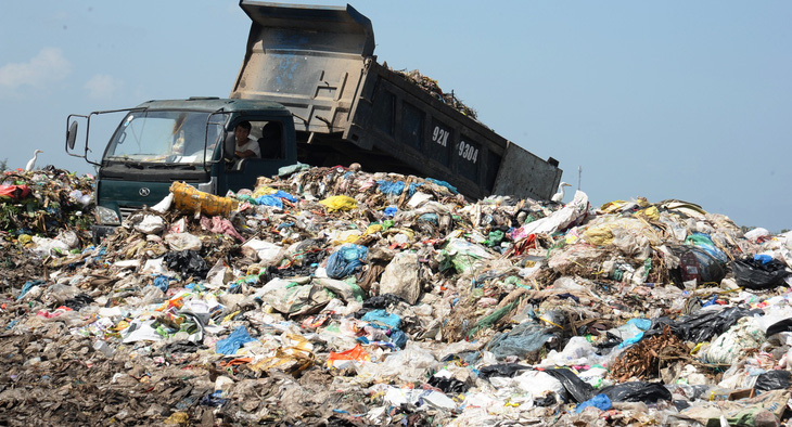 Sau cơn khủng hoảng rác, Quảng Nam bàn chuyện phân loại rác tại nguồn - Ảnh 3.
