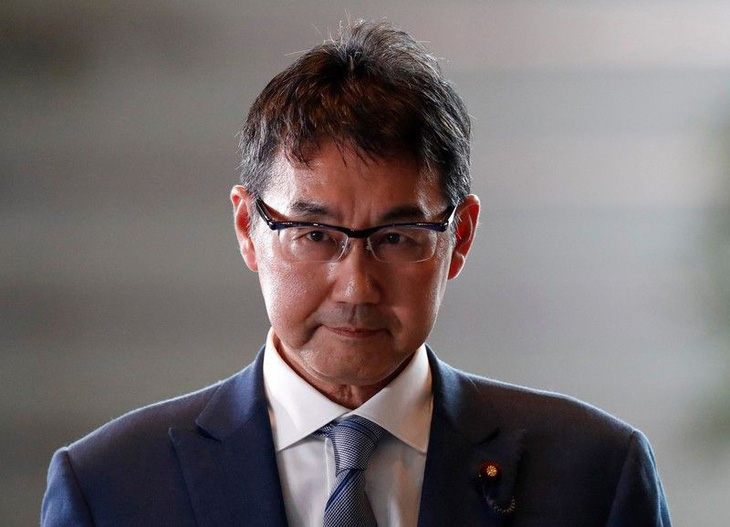 Bộ trưởng Tư pháp Nhật sẽ từ chức vì vợ vi phạm luật bầu cử - Ảnh 1.
