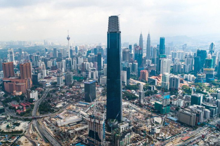 Vượt mặt Landmark 81, tòa tháp ở Malaysia cao nhất Đông Nam Á - Ảnh 1.