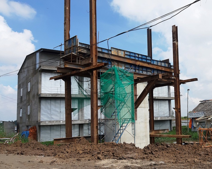 Dự án cao tốc bị kẹt do chính nhà ông cán bộ trung tâm quỹ đất - Ảnh 1.