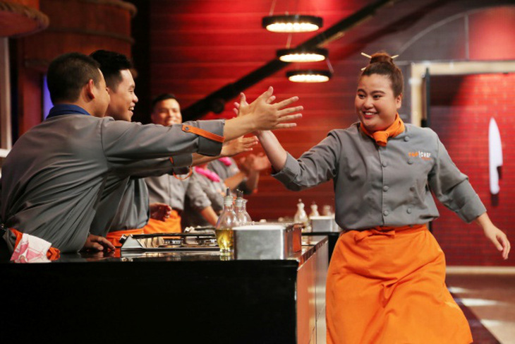 Yến Nhi - Nữ đầu bếp đầu tiên rời Top Chef Vietnam 2019 - Ảnh 1.