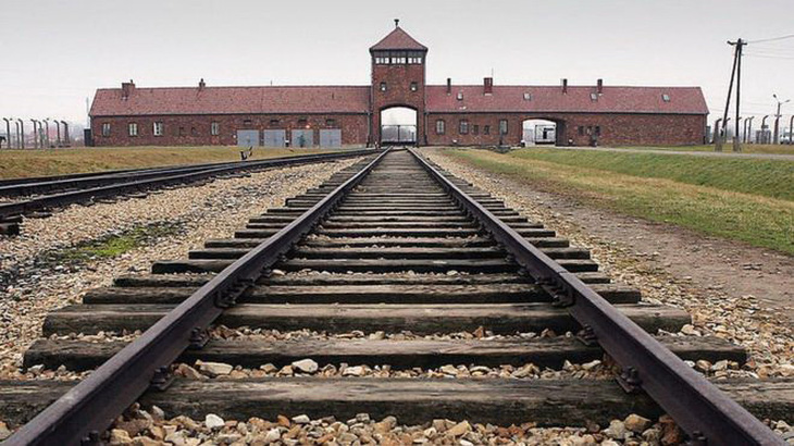 Ba Lan tố phim tài liệu về trại tập trung của Đức Quốc xã trên Netflix là sai sự thật - Ảnh 1.