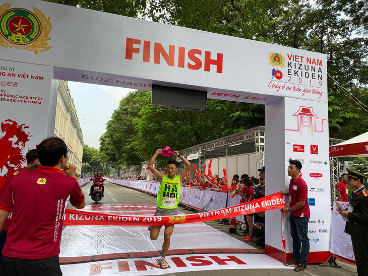 Giải chạy Kizuna Ekiden 2019: Ngày hội thể thao gắn kết tình hữu nghị - Ảnh 14.