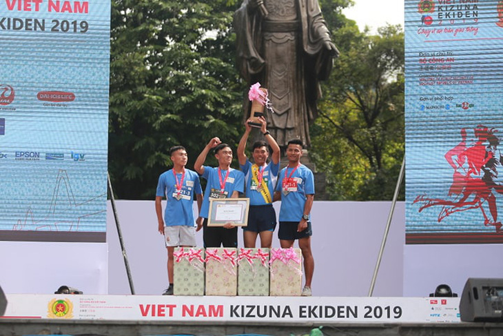 Giải chạy Kizuna Ekiden 2019: Ngày hội thể thao gắn kết tình hữu nghị - Ảnh 11.