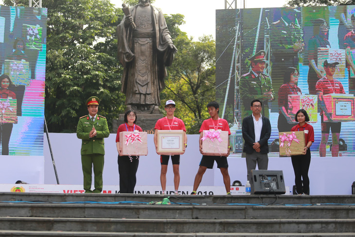 Giải chạy Kizuna Ekiden 2019: Ngày hội thể thao gắn kết tình hữu nghị - Ảnh 8.