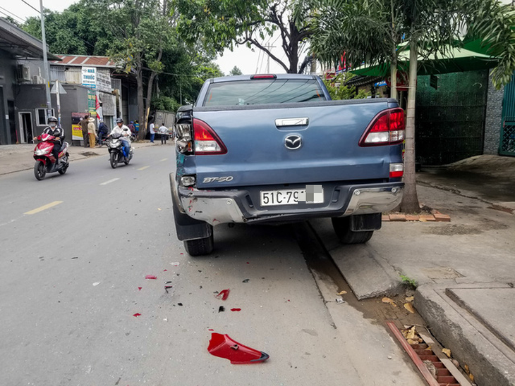 Tài xế quên chìa khóa, xe bị trộm, gây tai nạn liên hoàn - Ảnh 3.